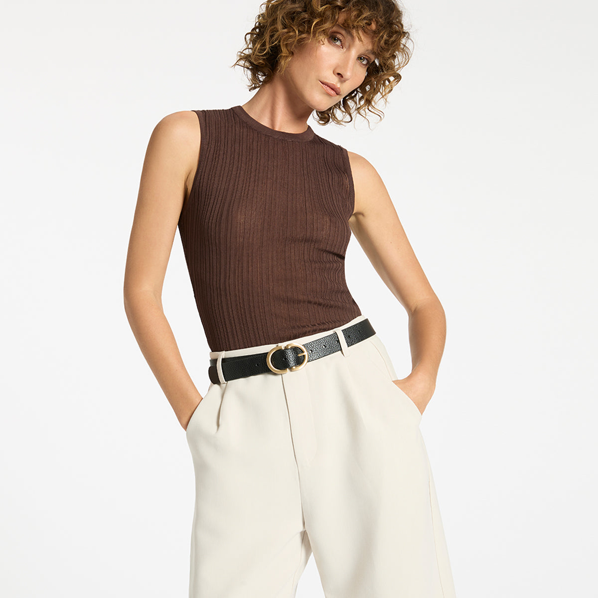 The "In Reverse" Belt: Black/Gold Edition - A Masterpiece of Asymmetrical Elegance